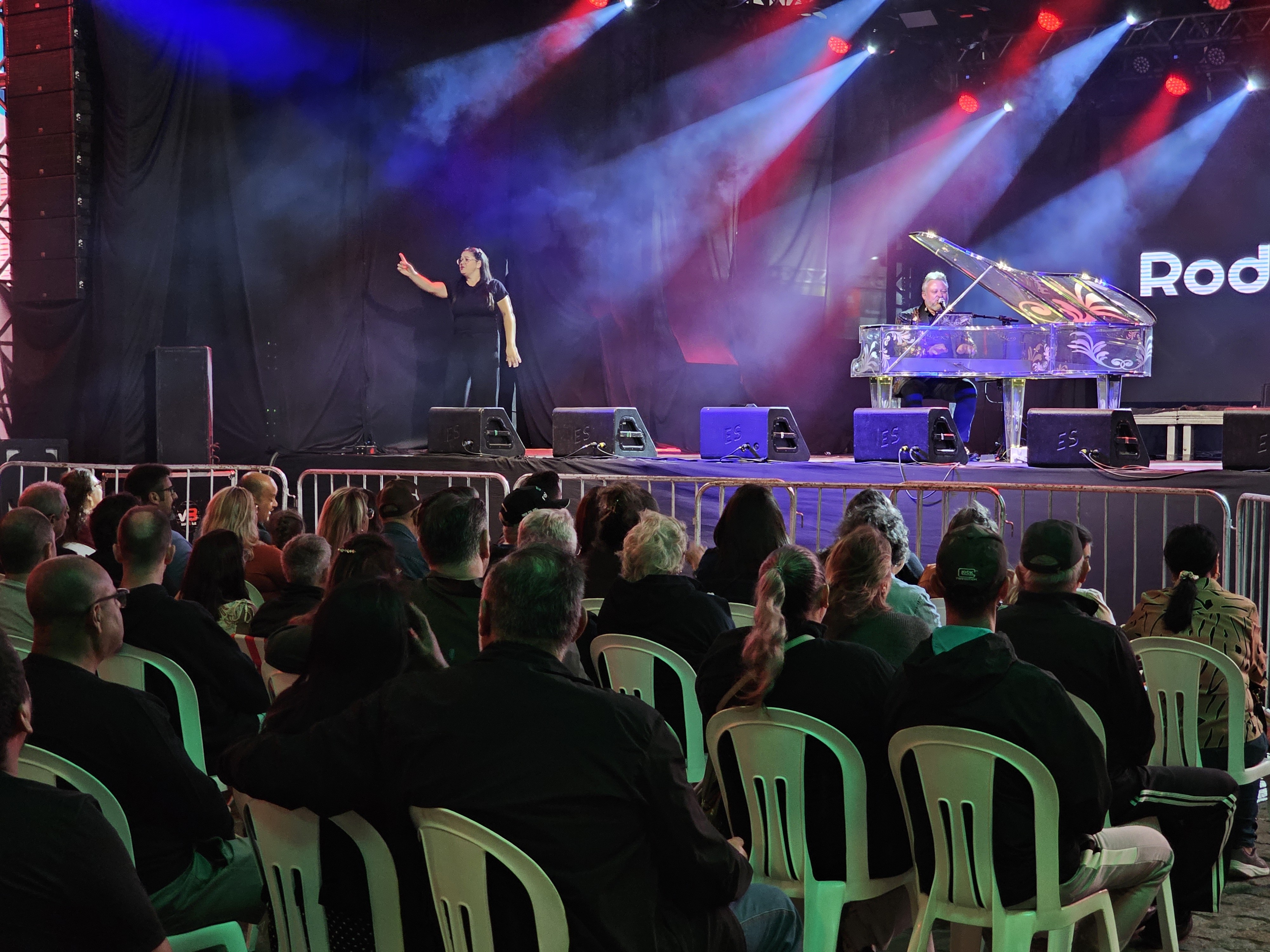 Rodrigo Soltton encerra noite de inclusão e diversidade no penúltimo dia de Festimar 2026