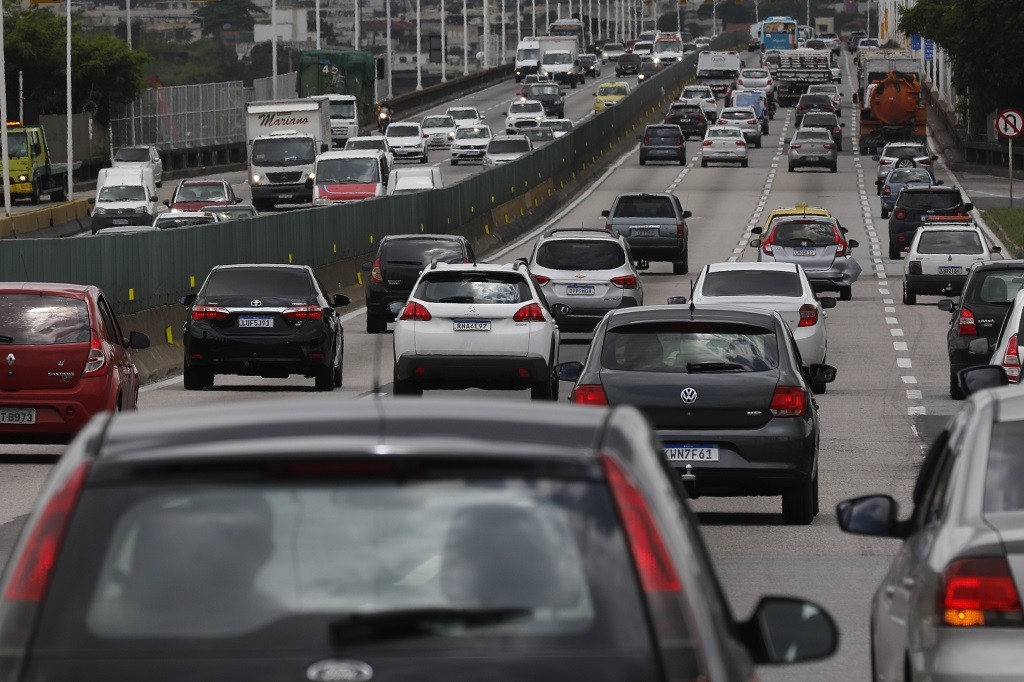 Financiamento de veículos cresce 12,8% no trimestre