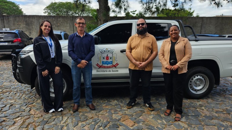 Saúde de São José do Norte reforça frota com novo veículo 4x4