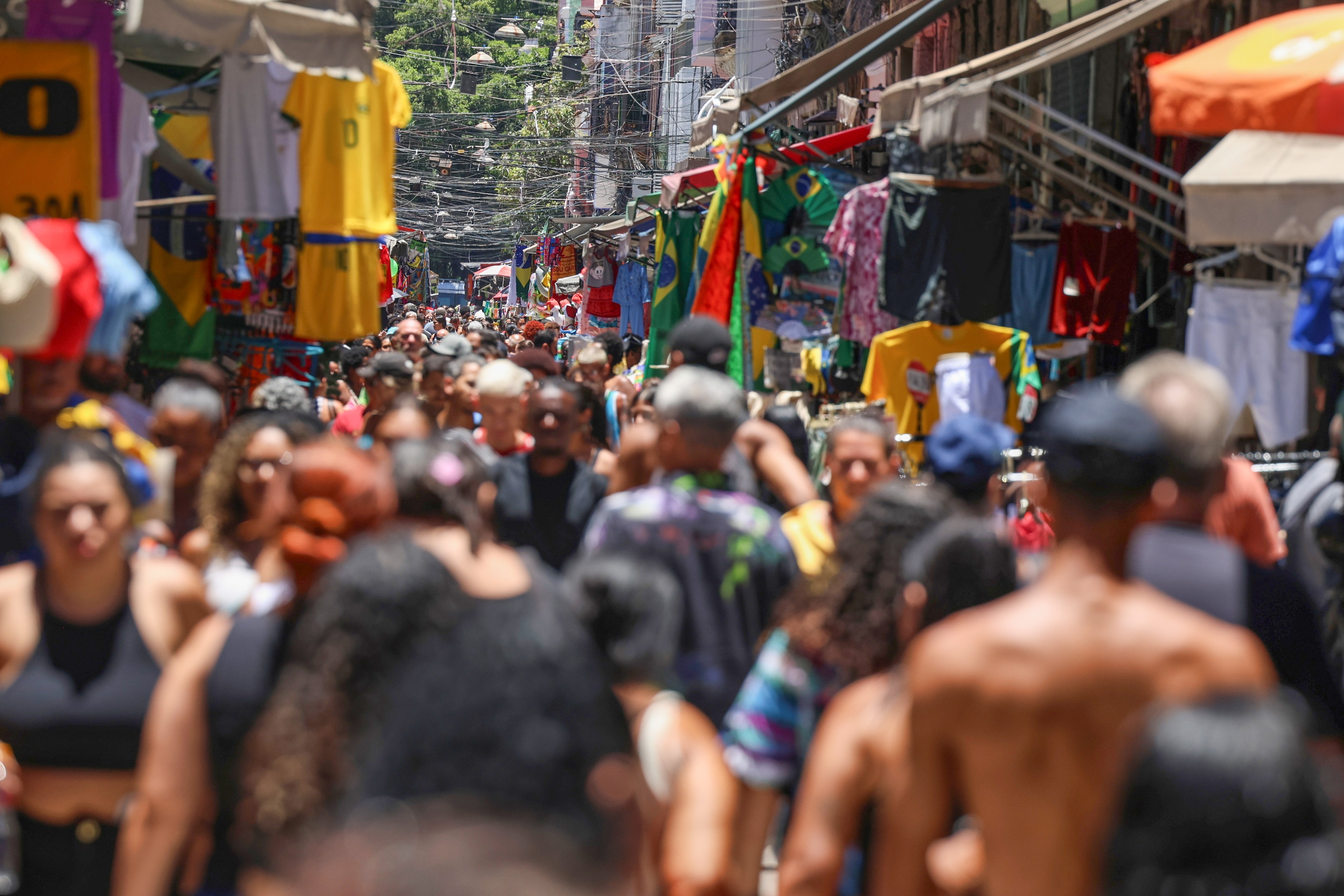 Abono salarial começa a ser pago para nascidos em março e abril