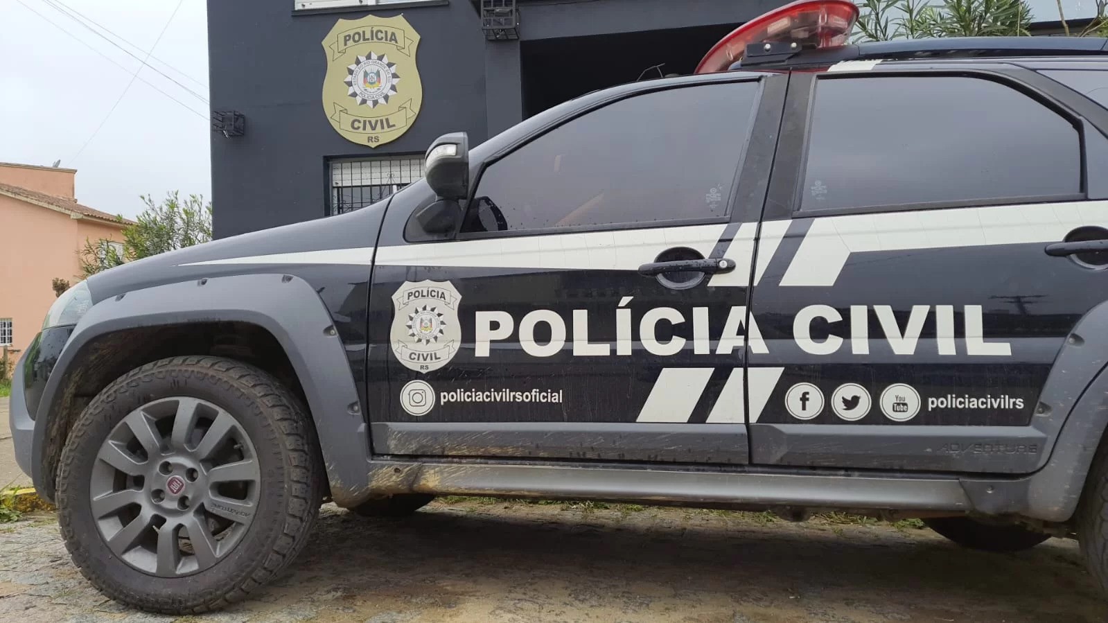 Polícia prende homem suspeito de estuprar a própria filha, em Canguçu