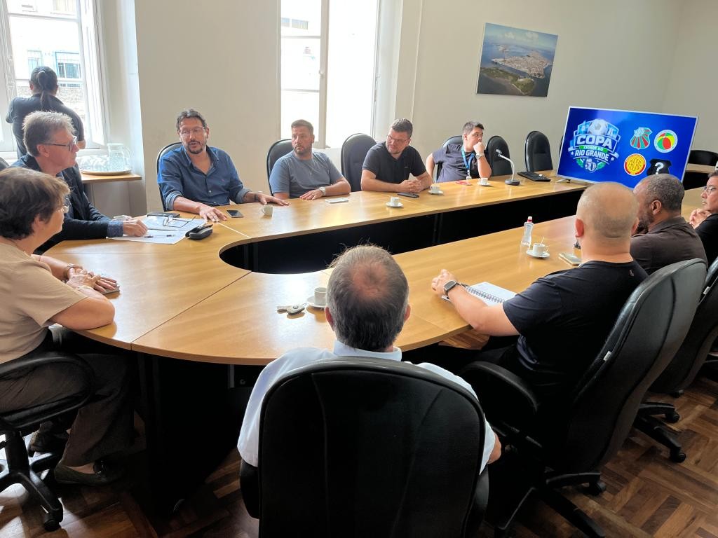 Rio Grande pode retomar torneio citadino de futebol profissional após quase 30 anos