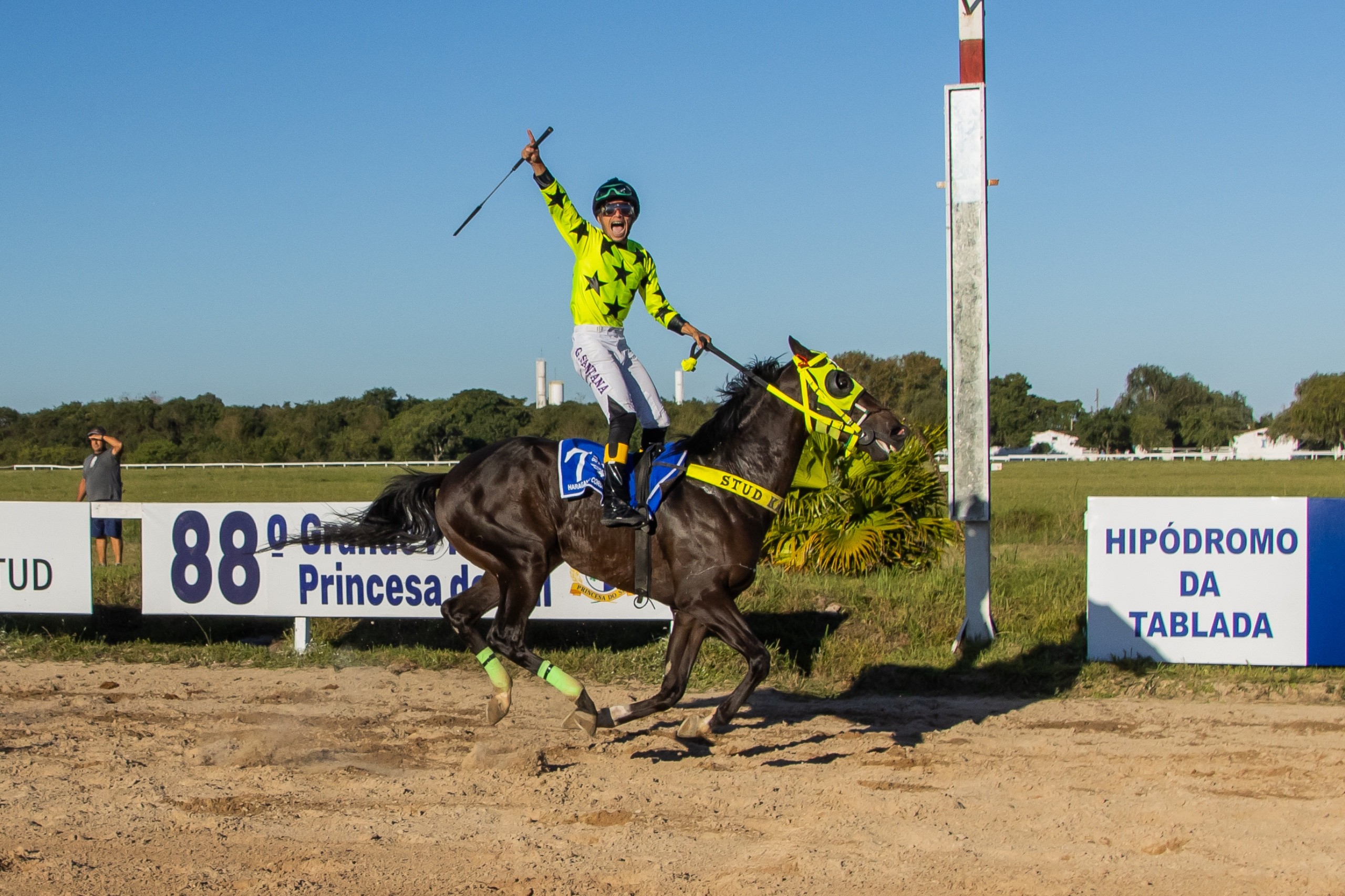 Haragano Corunilha vence o GP Princesa do Sul