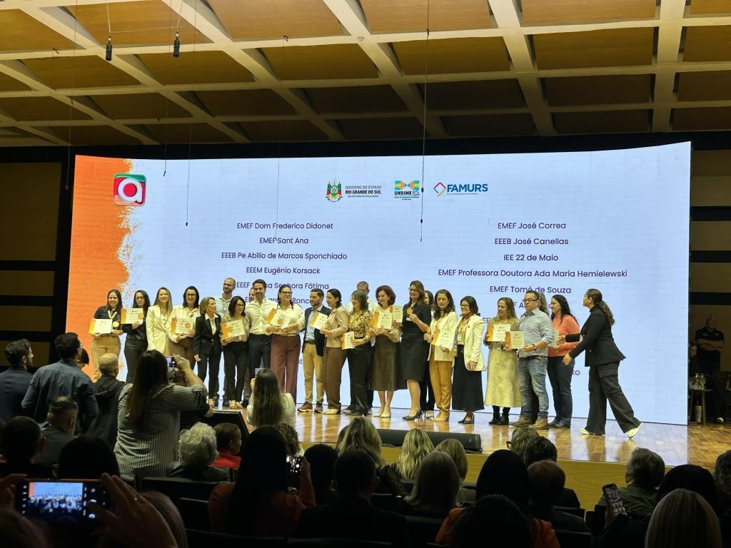 Escolas de Rio Grande são destaque em premiação estadual de alfabetização