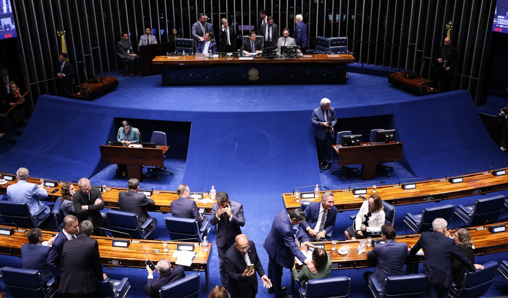 Senado rejeita indicação de Messias para o STF