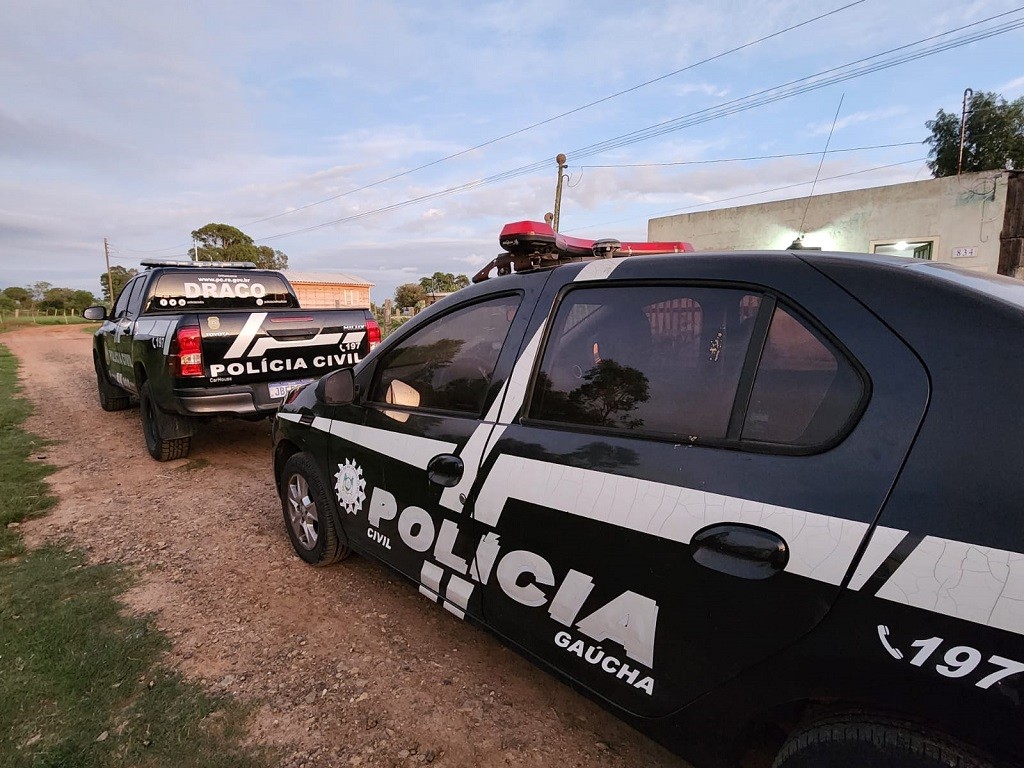 Polícia Civil prende dois em operação de combate ao tráfico e associação para o tráfico