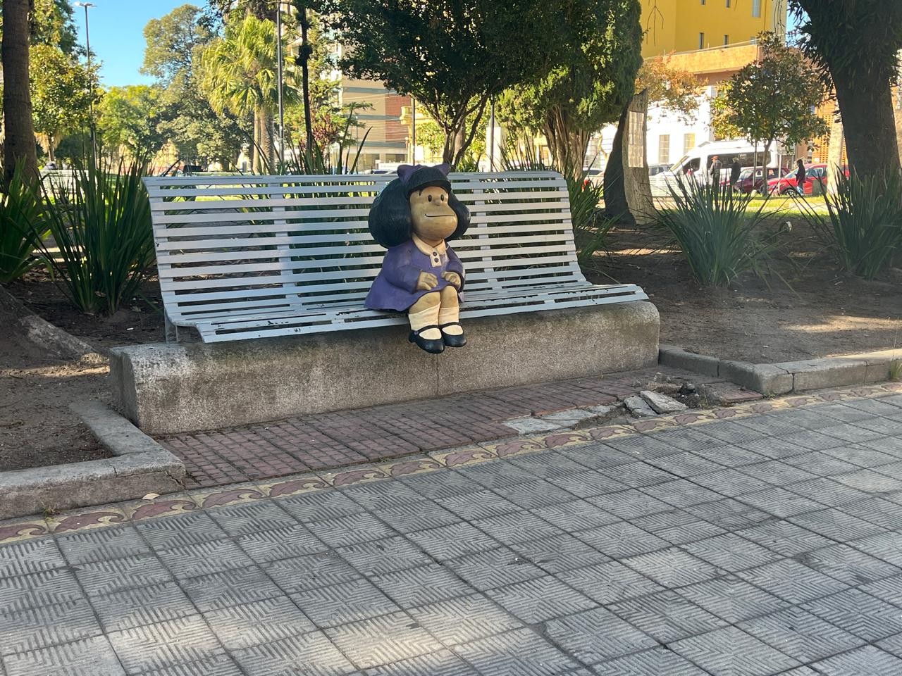 Estátua do Betinho é furtada no Centro Histórico de Pelotas, e recuperada pela Guarda Municipal
