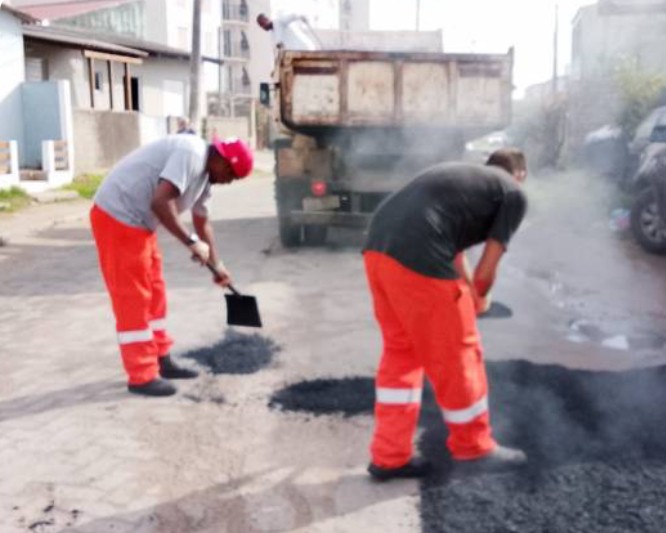 Prefeitura de Pelotas reforça ações de pavimentação em diversos pontos da cidade