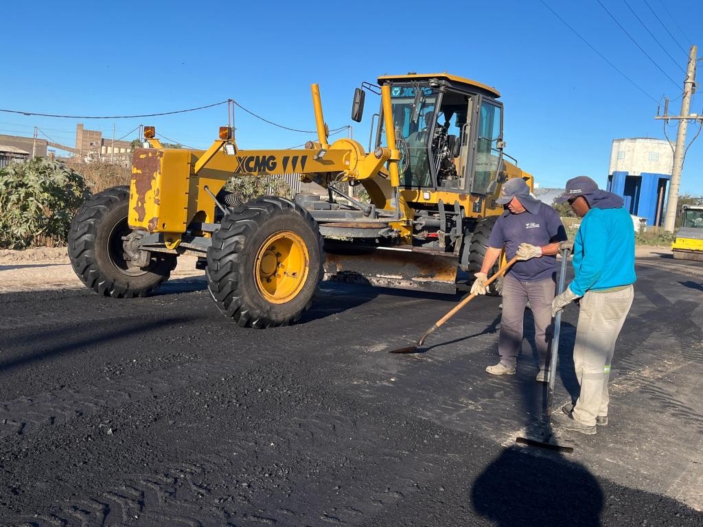 Prefeitura inicia operação tapa-buracos nas vias de acesso ao Distrito Industrial de Rio Grande