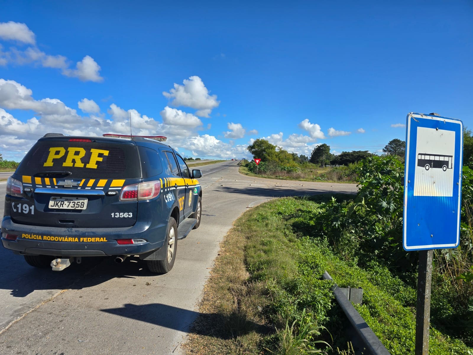 Corpo é localizado às margens da BR 392, em Rio Grande