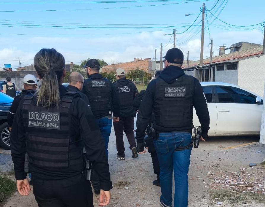 Polícia Civil realiza operação contra o tráfico e prende duas mulheres em Rio Grande