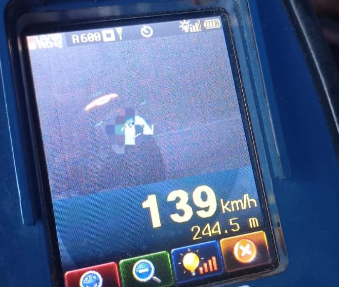 2º BPRvBM flagra motociclista a quase 140 km/h na ERS 734