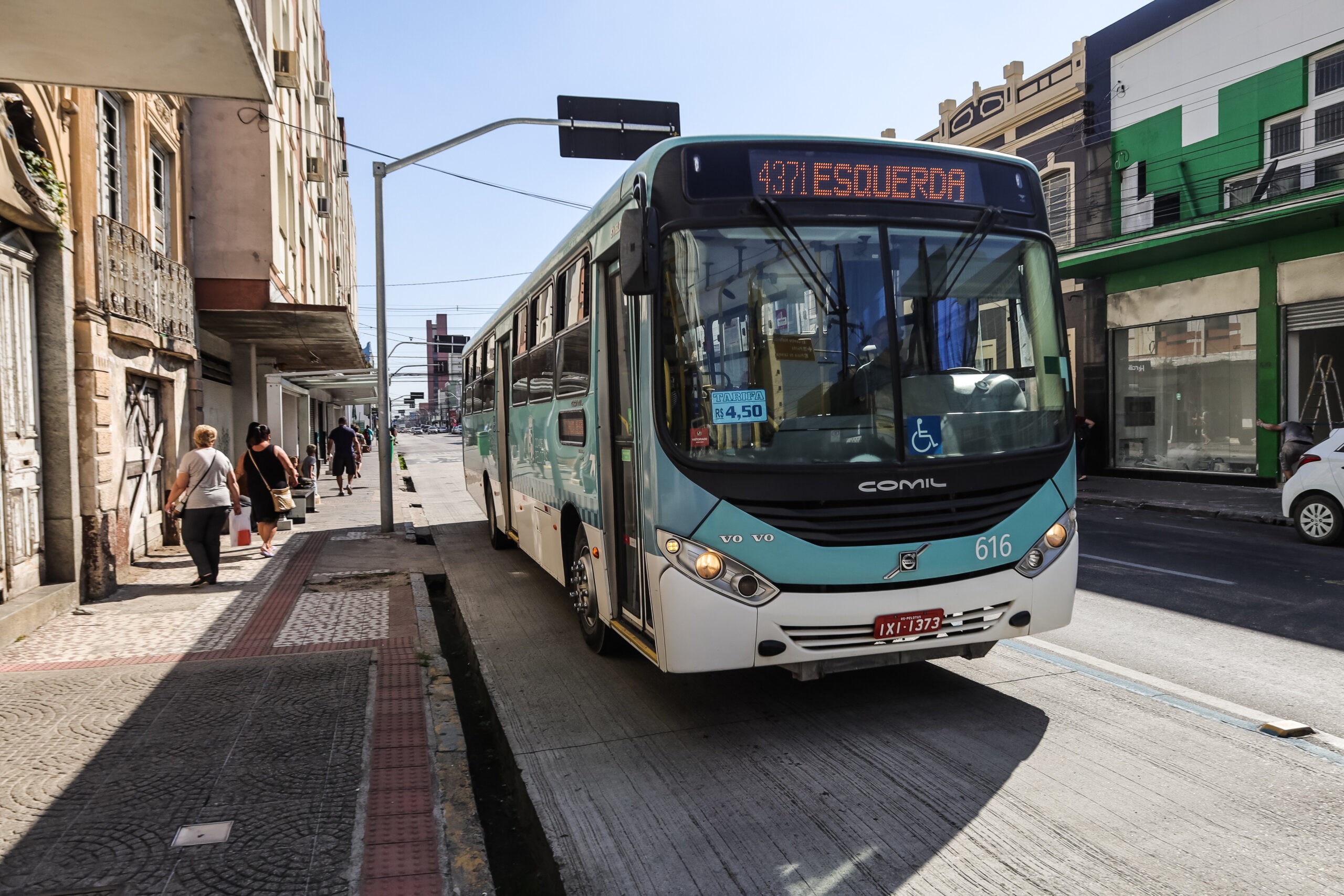 Horários do transporte coletivo em Pelotas terão alteração por conta da estreia do Brasil na Copa do Mundo