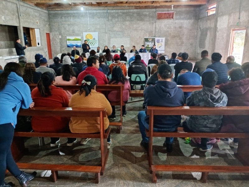 Agricultura familiar pauta encontro entre produtores e lideranças em São José do Norte