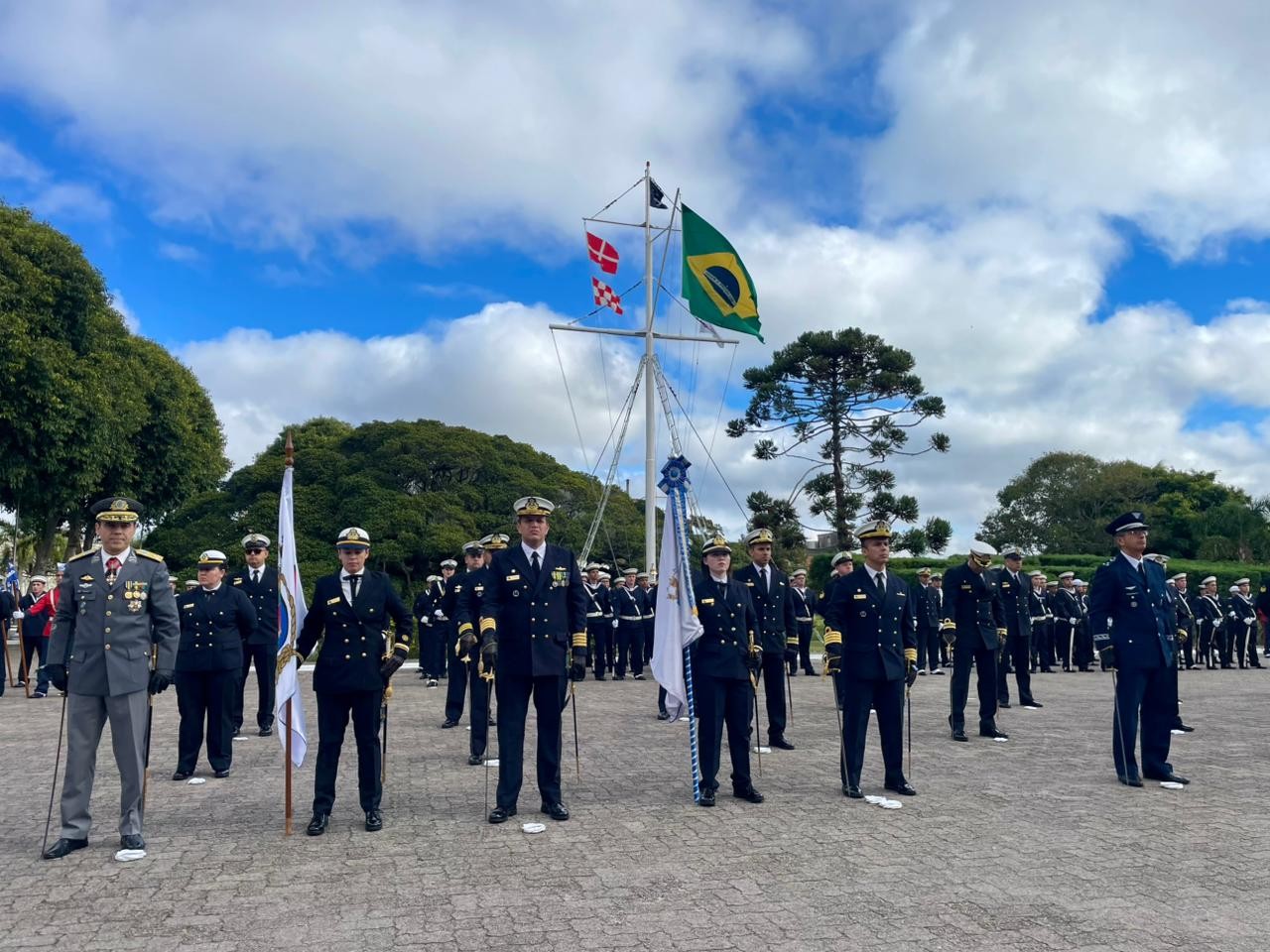 5º Distrito Naval realiza cerimônia em homenagem ao Dia da Marinha do Brasil