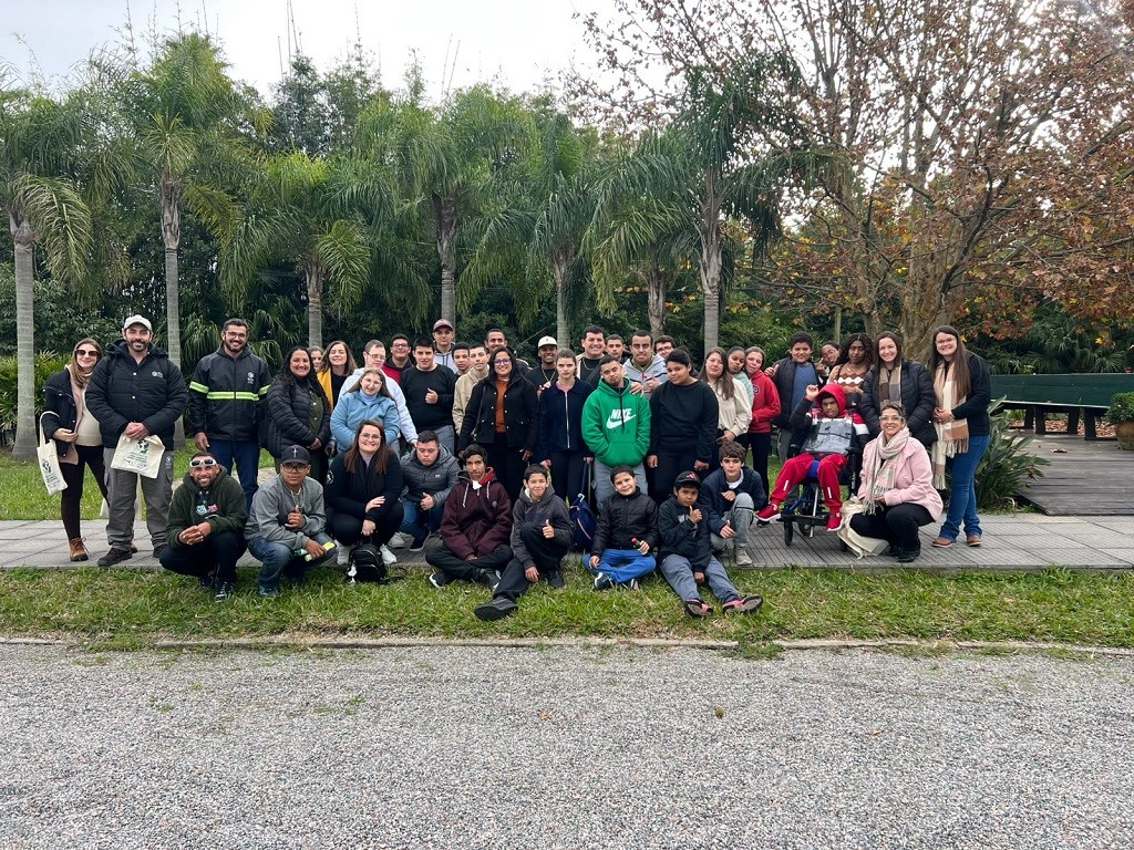 Projeto Junho Sustentável leva estudantes da APAE de São José do Norte ao Museu Oceanográfico 