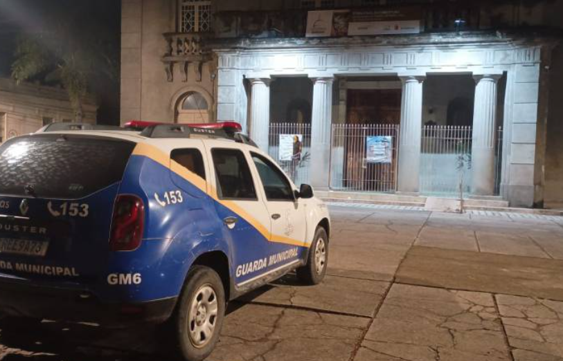 Guarda Municipal intensifica vigilância noturna em prédios públicos de Pelotas 
