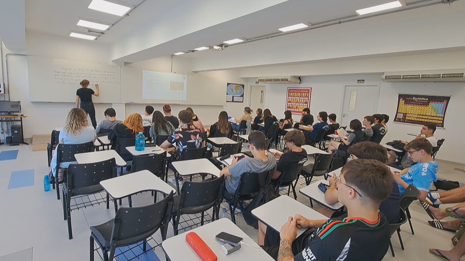 Rio Grande do Sul lidera desempenho das escolas estaduais no Enem 2025