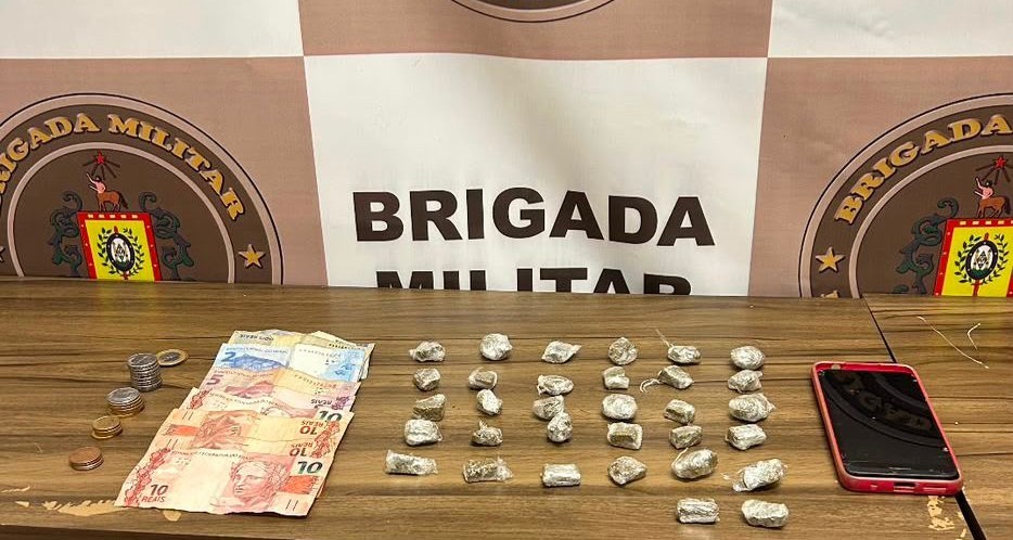 Adolescente é apreendido com 32 porções de maconha no bairro São Miguel