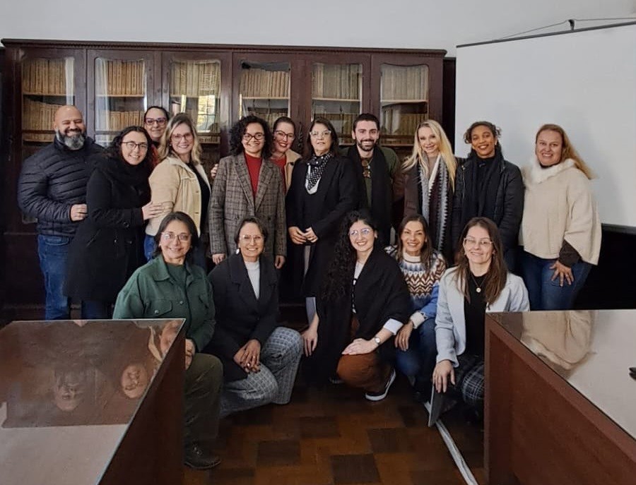Núcleo Mulher Empreendedora recebe psicólogo Rafael Clain