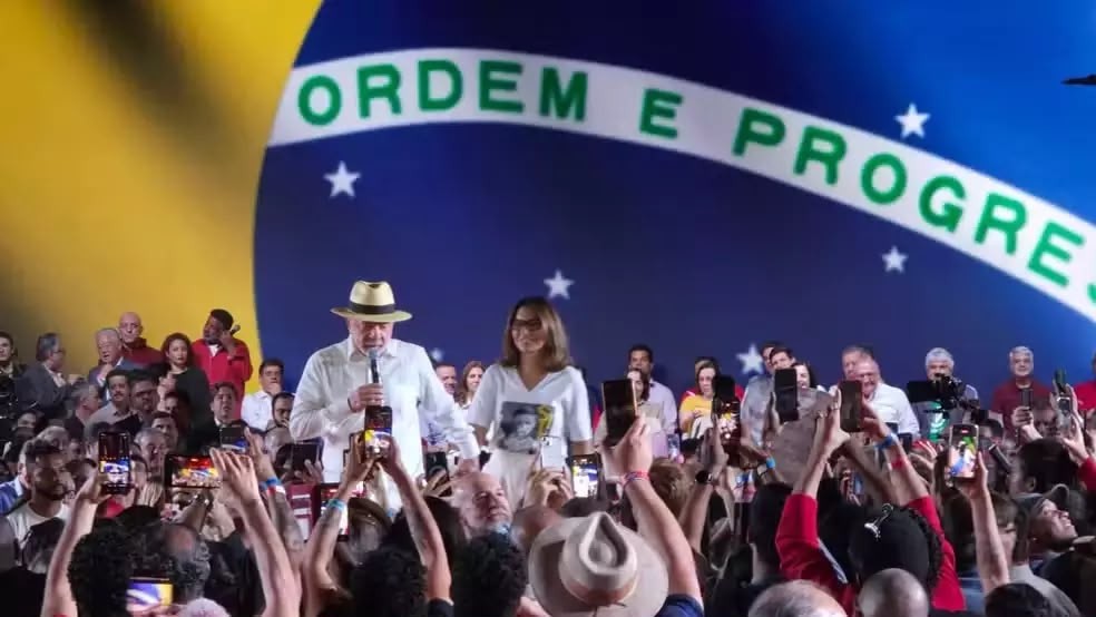 PT oficializa Lula como candidato à Presidência pela quarta reeleição
