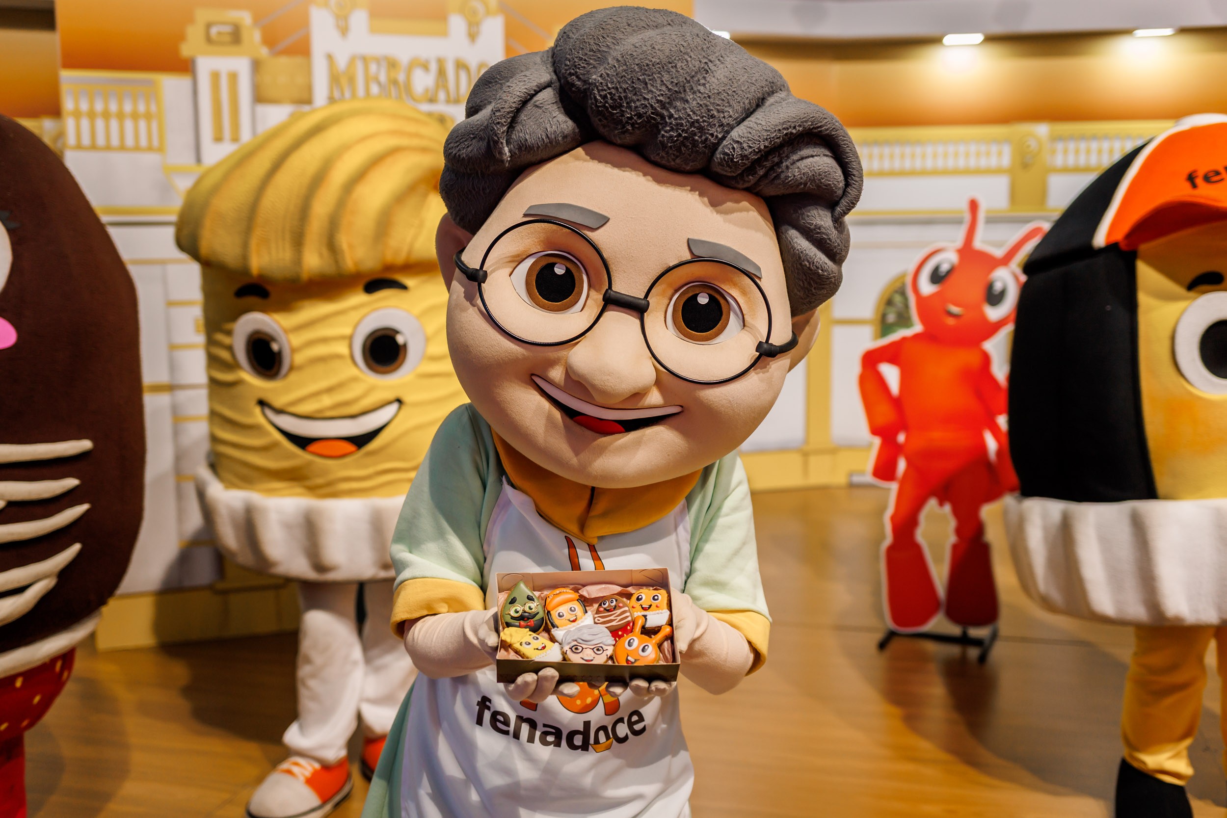 Fenadoce vende 900 mil doces em 2026 e confirma datas para 2027