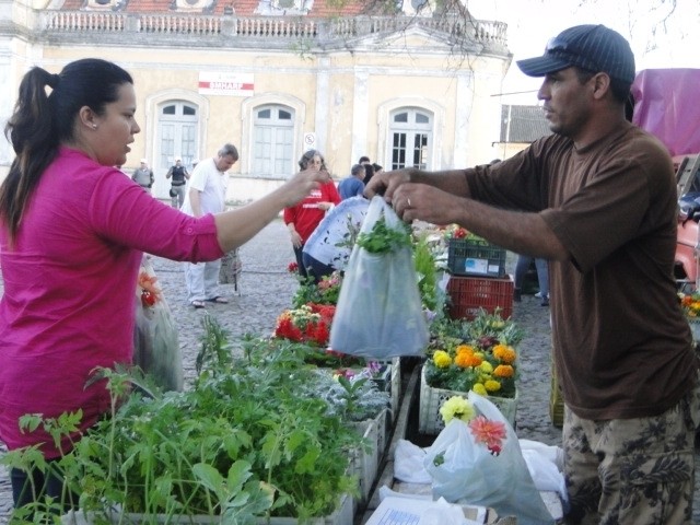 Feira Noturna continua na cidade e no Cassino