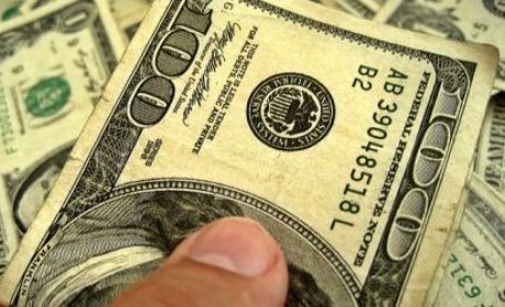 Dólar sobe pelo quarto dia seguido e volta a fechar no maior valor em 12 anos