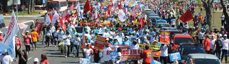 Servidores do INSS permanecem em greve