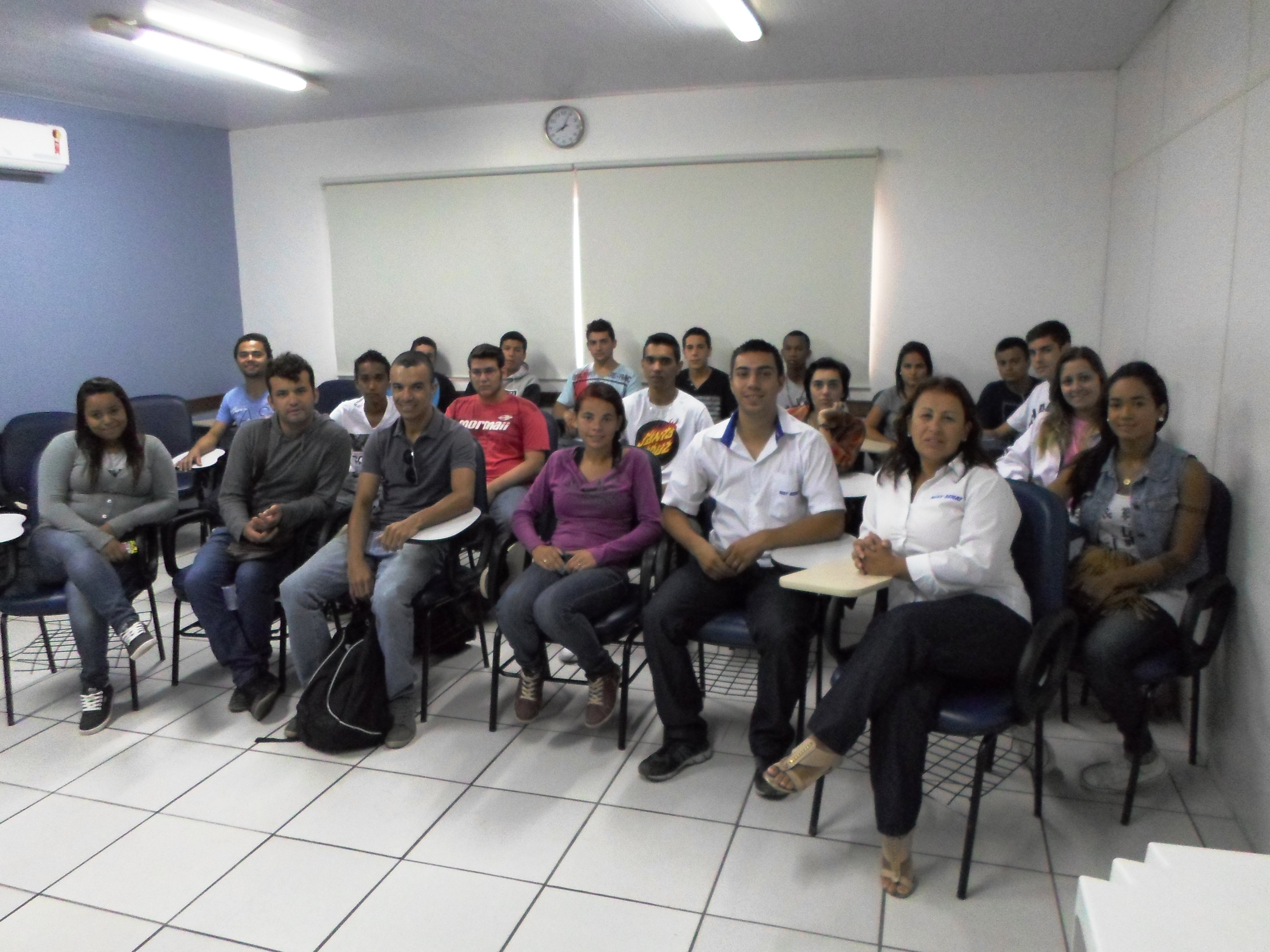 Jovens Aprendizes iniciam atividades na Noiva do Mar