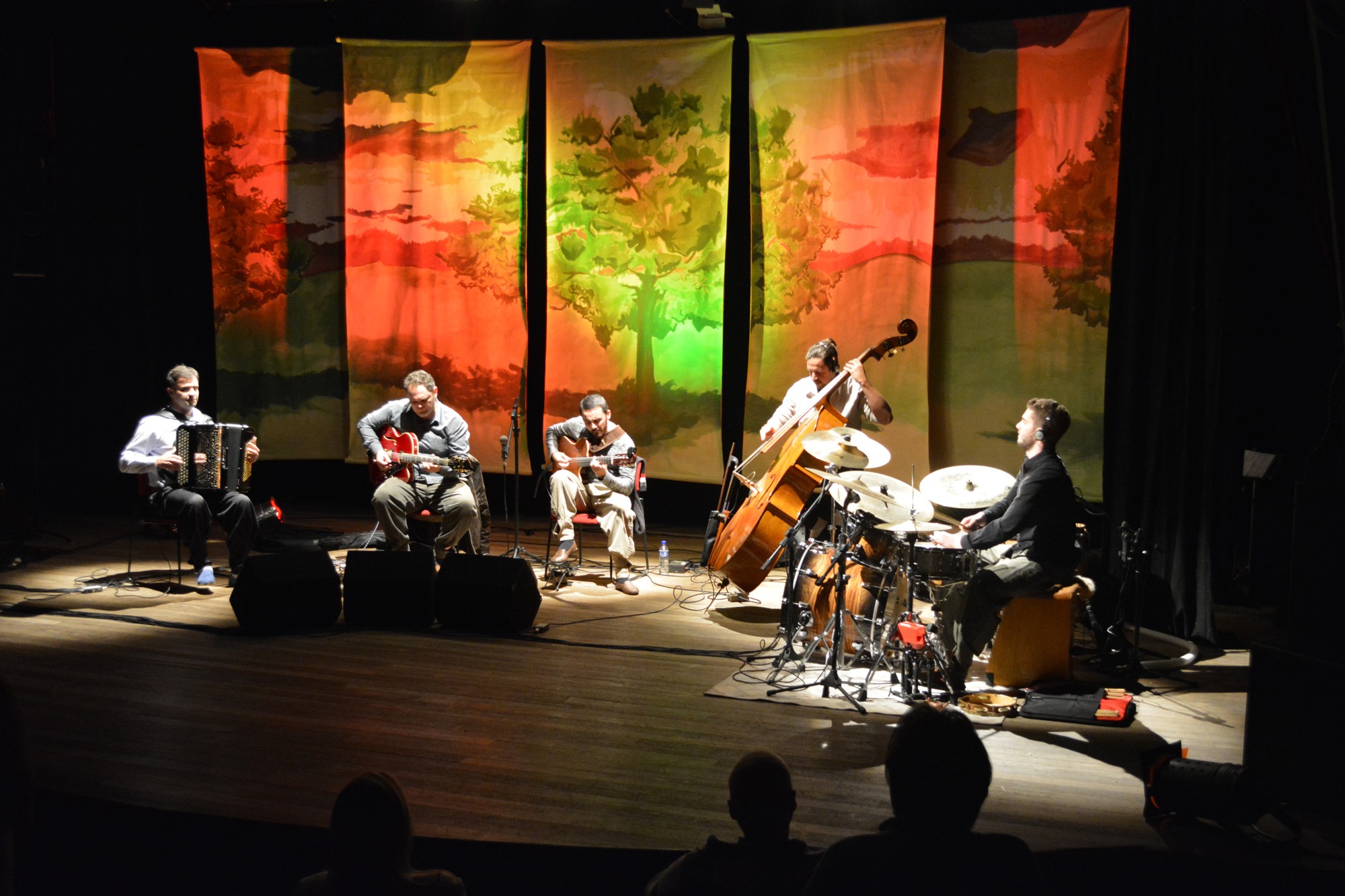 Quinteto Canjerana faz show gratuito em Rio Grande nesta quinta-feira
