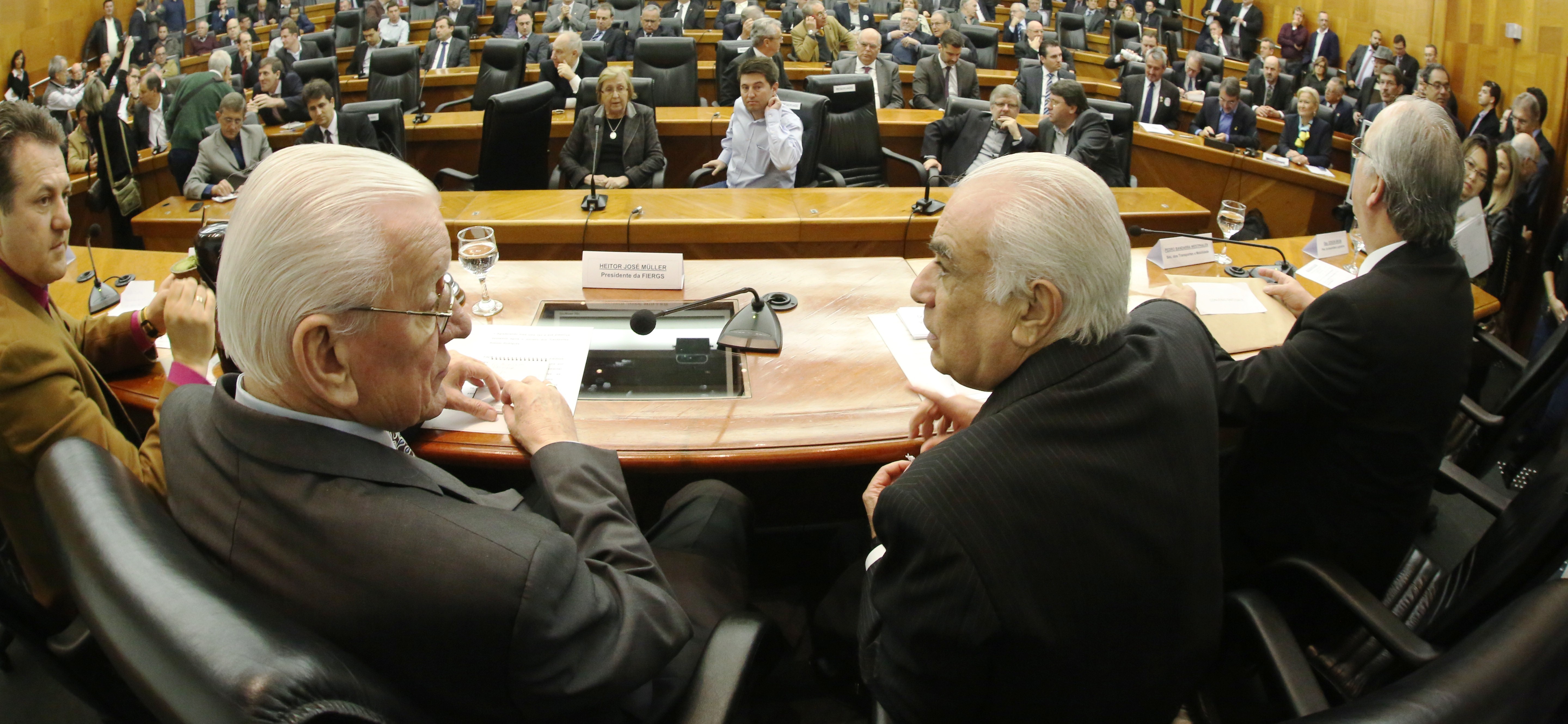 Ministro apresenta na FIERGS estudo do trecho gaúcho da Ferrovia Norte-Sul