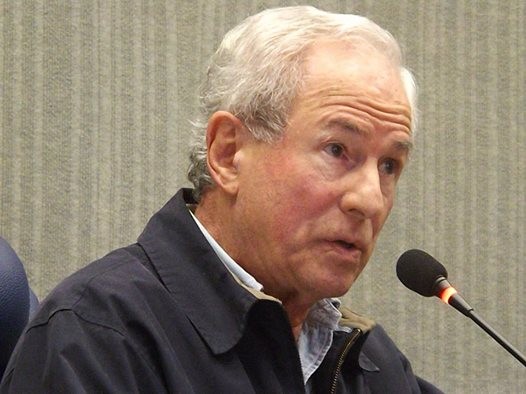 Luiz Arthur Dornelles é eleito presidente do PMDB