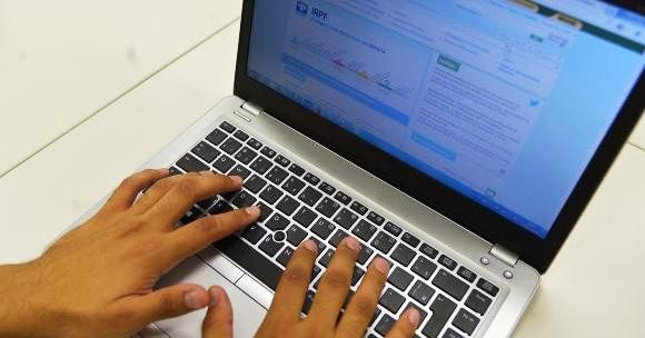 Receita libera nesta terça mais um lote de restituição do IR