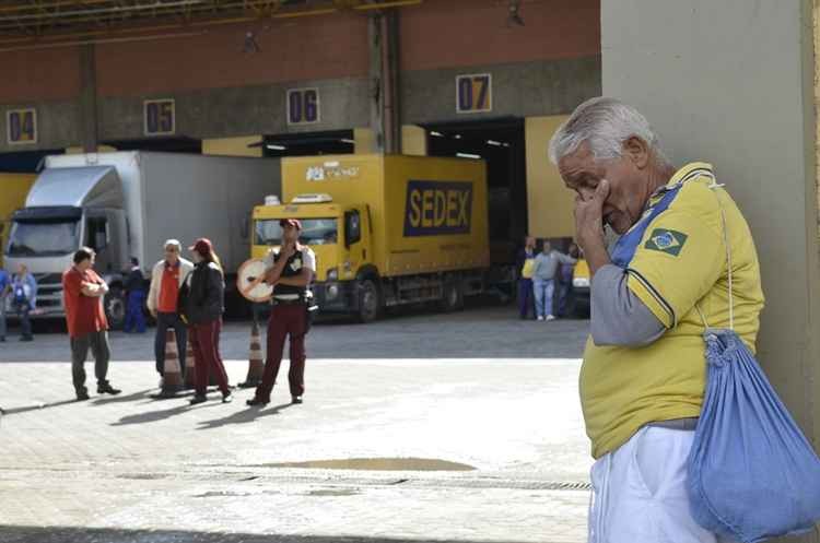 Greve dos funcionários dos Correios atinge 15 estados e o DF, diz federação