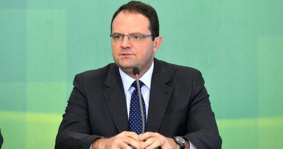 Novo ministro da Fazenda diz que compromisso com ajustes continua