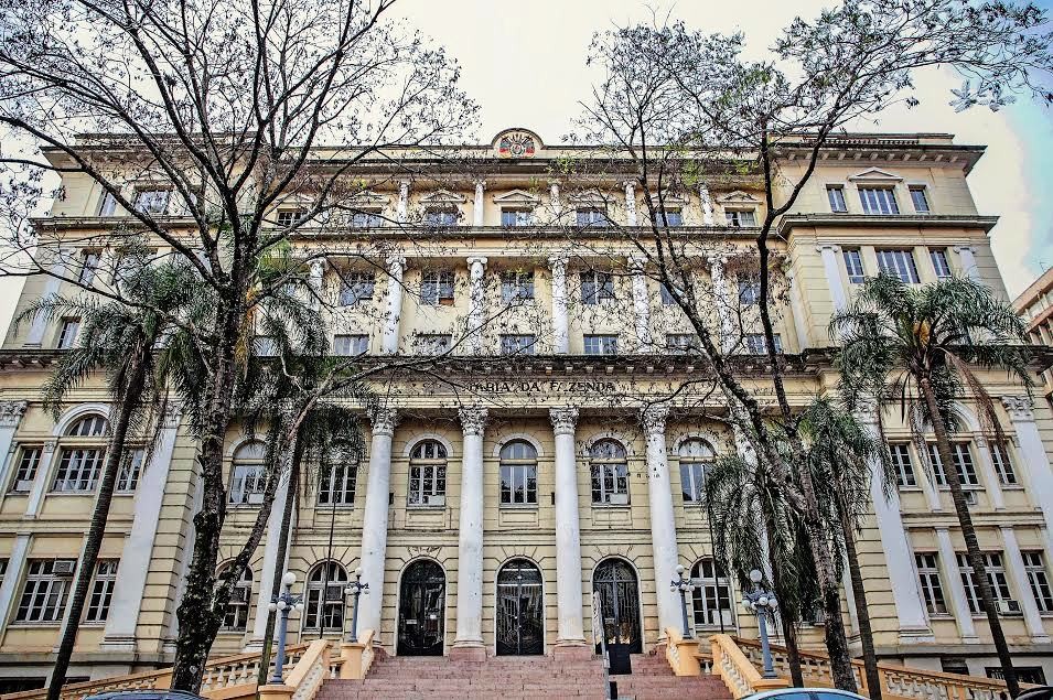 Folha dos inativos do Poder Executivo cresceu 13,2% em 2015