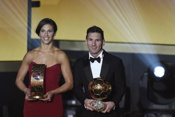 Messi ganha pela quinta vez prêmio de melhor jogador do mundo
