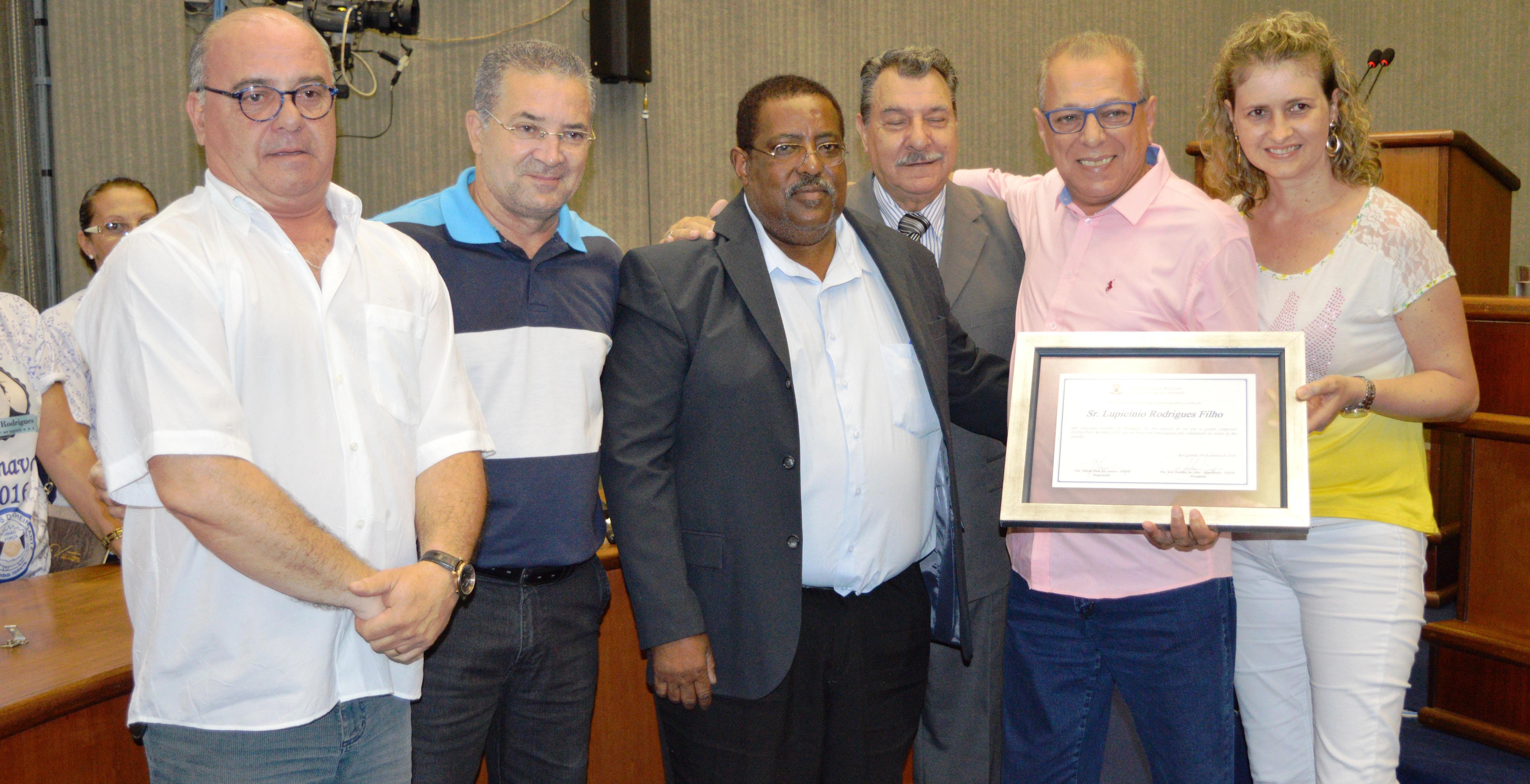 Lupicínio Rodrigues Filho recebe homenagem na Câmara de Vereadores