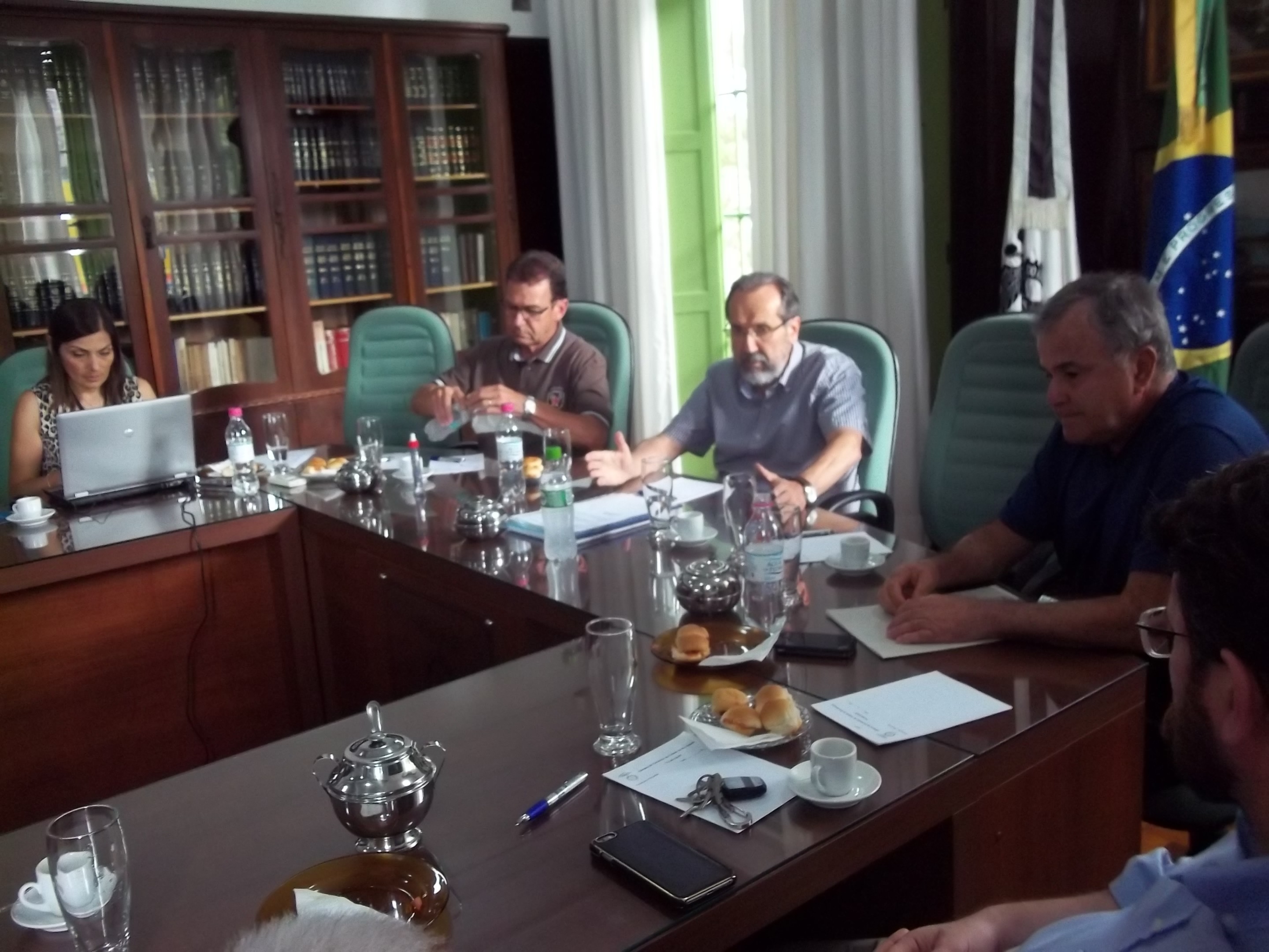 Diretoria da Câmara de Comércio reuniu-se para tratar das atividades em 2016
