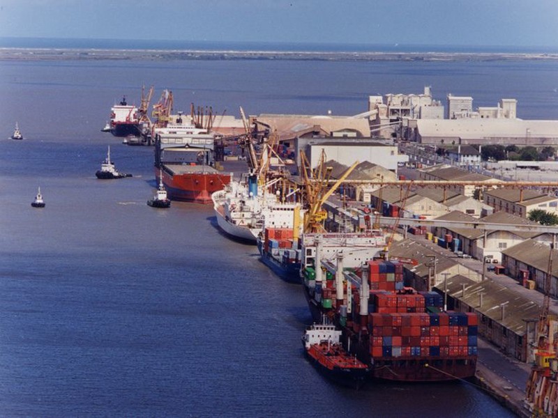 Cade multa portos de Salvador e Rio Grande por abuso de posição dominante