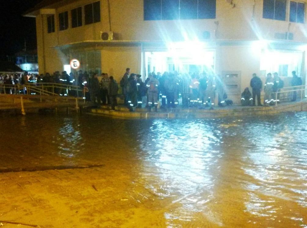 Nível da Lagoa sobe, fecha Porto e impede transporte hidroviário
