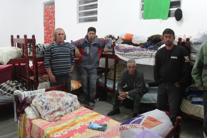 58 moradores da Ilha da Torotama estão abrigados no antigo Hospital Guahyba Rache