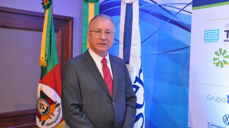 Reeleita diretoria da Agert no encerramento do 23º Congresso de Rádio e Televisão