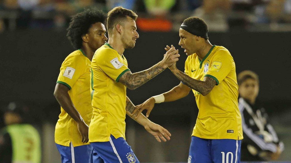 Brasil corre atrás e empata com Argentina