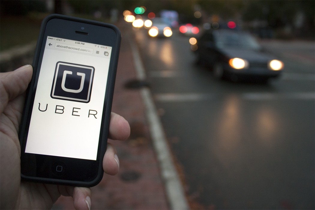 Aberto processo para apurar conduta de taxistas contra Uber