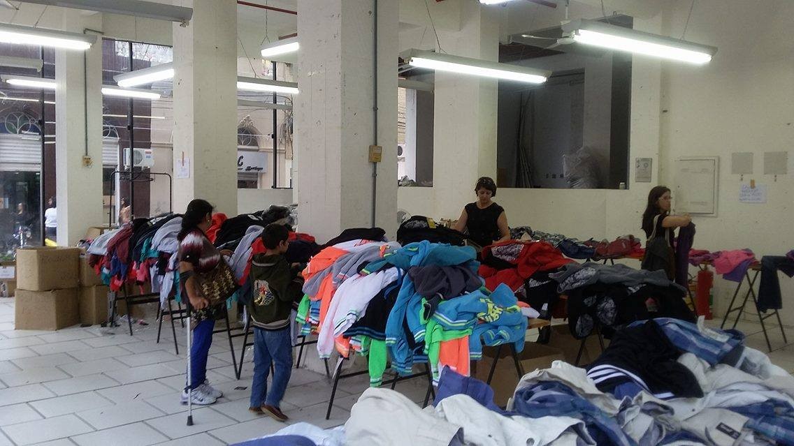 Bazar arrecada fundos para a farmácia da Santa Casa do Rio Grande