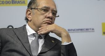 Gilmar Mendes é eleito novo presidente do TSE