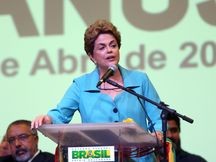 Dilma diz que Cunha é o pecado original do impeachment 