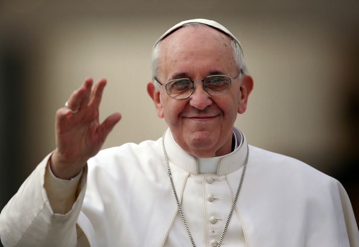 Papa pede "gratidão e afeto" para todas as mães